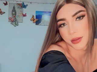 Emmajoneess: Live Cam Show