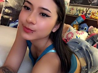 I'm 18 Years Of Age And A Sex Webcam Desirable Babe Is What I Am, I Am A Brunette