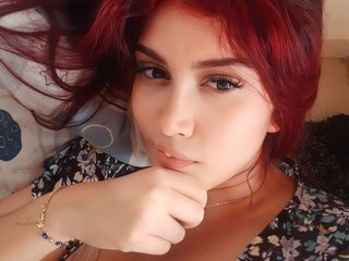 I Am A Brunette! People Call Me Sarahluna