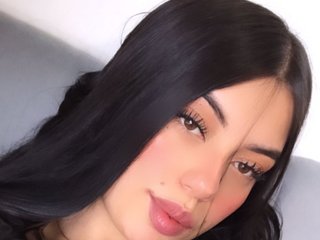 I'm A Live Cam Cute Girl And 20 Is My Age! My Model Name Is Atiif-1