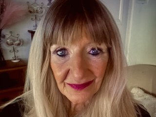 Live трансляция LISA-PARIS - Runet.cam