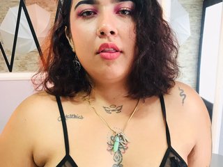 I'm 23 Years Old! A Webcam Luscious Hottie Is What I Am! At BongaCams People Call Me Tracywhitex