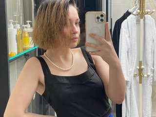 I'm A Sex Chat Luscious Lady, I'm 20 Years Old, I Am A Blonde