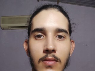 I Am A Brunette And I'm 24 Years Old And I Am Named AleDrozzz