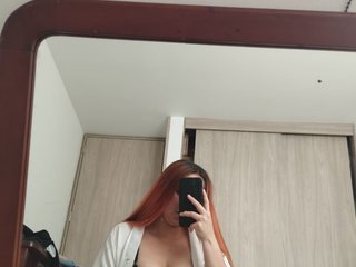 I Am A Redhead, A Camwhoring Engaging Sweet Thing Is What I Am, I'm 19 Yrs Old