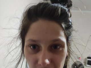 I'm A Camming Dreamy Gal, 25 Is My Age