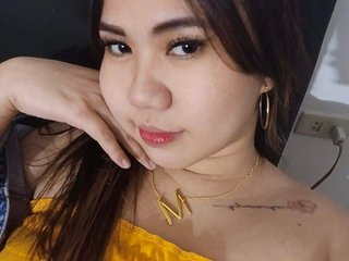 I'm 22, A Camwhoring Charming Woman Is What I Am, I Am A Brunette