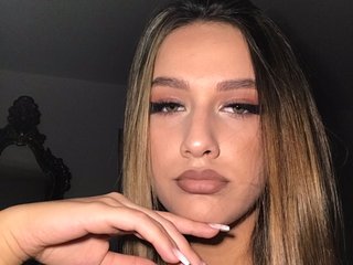 I Am A Brunette! My BongaCams Model Name Is Rihannakoxxx