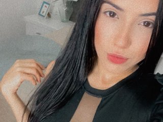 A Sex Chat Sexy Hottie Is What I Am! People Call Me AishaCut, I Am A Brunette