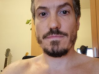 My BongaCams Name Is Delayclose83, My Age Is 40 Years Old