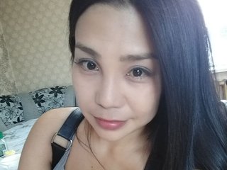A Camming Provocative Gal Is What I Am And I'm 39 Years Old