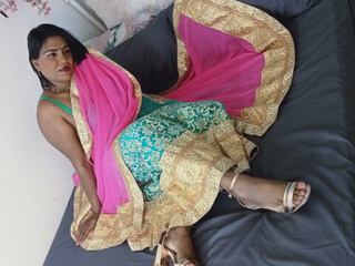 come get to know me and have fun