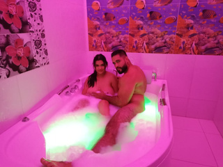 Karim and Eda in the jacuzzi