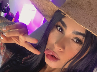 Your cowgirl 🌸💦