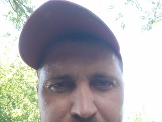My Age Is 35 Years Old And My BongaCams Model Name Is Guffy05