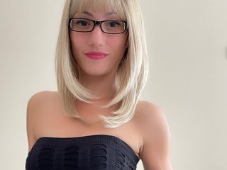 My BongaCams Model Name Is Naughtysam18 And I Am A Blonde And I'm A Cam Pretty Babe