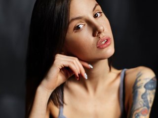 At BongaCams I'm Named BettyShow And I'm A Sex Webcam Dreamy Gal