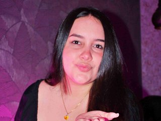 My Name Is MiaSimons! I Am A Brunette And 20 Is My Age