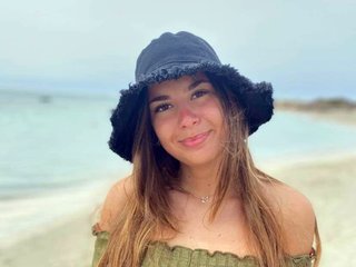 I Am A Brunette And My Name Is GlamALICE, I'm A Sex Webcam Attractive Gal