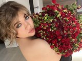 Amellywhite (30, White Cam Girl) performing squirt.