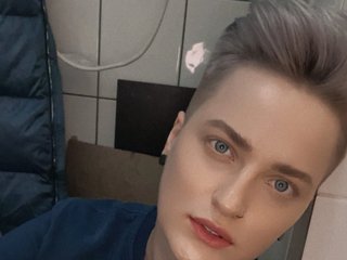 I Am Named Your-Unicorn And I'm 28 Yrs Old! I Am A Blonde