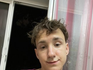 At BongaCams People Call Me Alexander4-1! I Am A Brunette