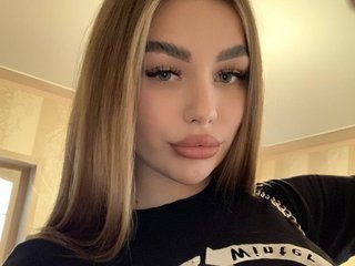 A Webcam Alluring Chick Is What I Am! I Am Named SofiaPur! I Live In Lisbon