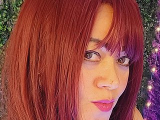 I'm A Sex Chat Attractive Sweet Thing, 40 Is My Age! I Am A Brunette