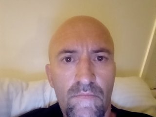 I'm 43 Years Old! I Am A Brunette! I Am Named H6z8ncp4