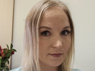 A Sex Webcam Luscious Babe Is What I Am And I Am A Blonde