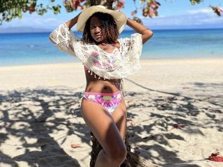 People Call Me Lilyloven! I'm A Webcam Charming Lady
