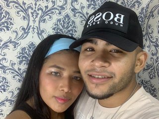 Our Name Is CandyAndJeremy! We Are A Live Webcam Luscious Pair And We Are Brunette