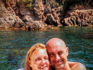 We Live In Gerona, At BongaCams People Call Us Cachondos7777! 48 Is Our Age