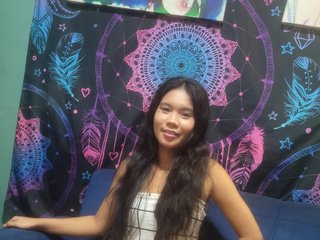 A Live Chat Attractive Woman Is What I Am, 18 Is My Age