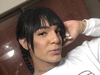 A Cam Sexy Tranny Is What I Am, I'm 19