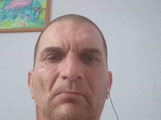 I Am A Brunette, My Model Name Is Arey40