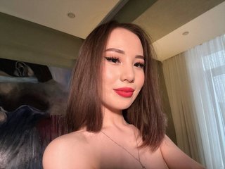 I Am A Brunette! I'm A Webcam Appealing Bimbo 2
