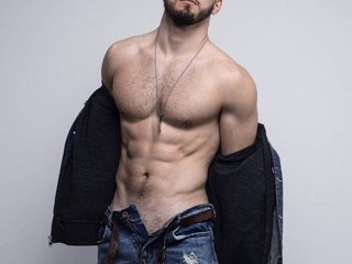 I'm 20 Years Old! At BongaCams People Call Me Hairydick2736