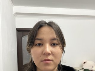 A Live Cam Delicious Honey Is What I Am! My Age Is 18 Yrs Old, People Call Me EmmaWang