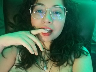 I'm 25 Yrs Old! I Am Named SoraGreen! A Sex Chat Stunning Female Is What I Am