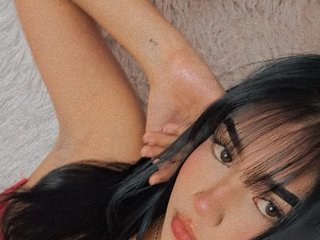 I Am A Brunette, I'm A Sex Chat Desirable Sweet Thing