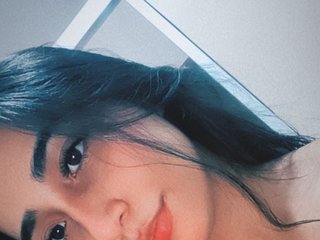 I Am A Brunette, A Webcam Beautiful Lady Is What I Am! I Am From Cali