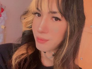 My Age Is 23 Years Old! My BongaCams Model Name Is Mistressahri And I Am A Brunette