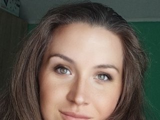 I Am A Brunette, A Live Chat Delectable Girl Is What I Am, At BongaCams People Call Me SweetyKaramelka
