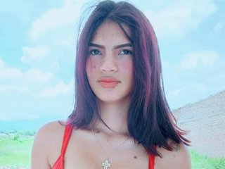 I Am A Brunette! I'm 18 Yrs Old And A Cam Alluring Lady Is What I Am