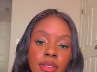 My Age Is 23 Years Old And I'm A Camming Pretty Woman