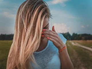 My BongaCams Name Is Megansexblue! I Am A Brunette! 19 Is My Age