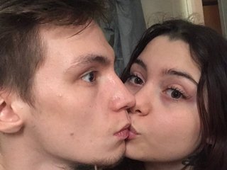 Relicouple: Live Cam Show