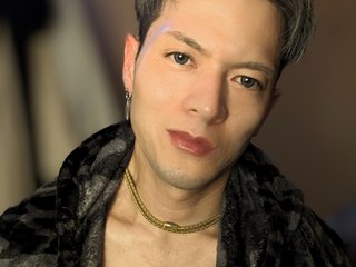 I Am A Brunette! I Come From Tokyo