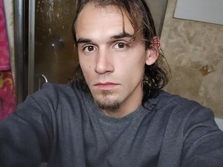 People Call Me Sambrettamsly, I'm 29 Years Of Age